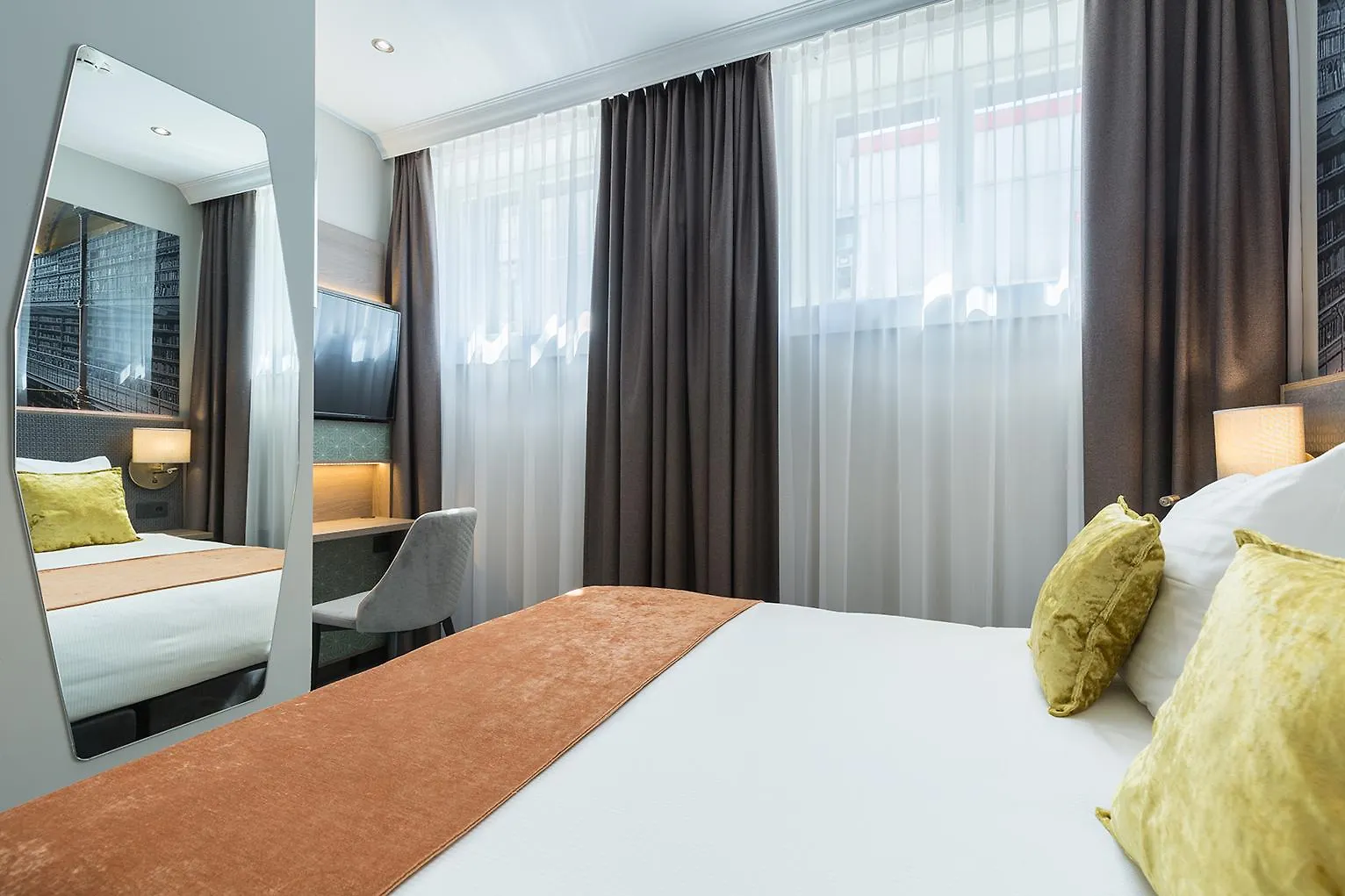 Leonardo Boutique Museumhotel Amsterdam 4*,